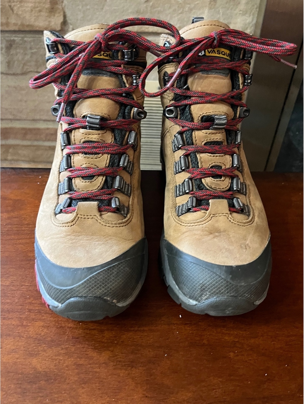 Vasque Taku GTX Women's Waterproof Hiking Boots - Size 6.5 M